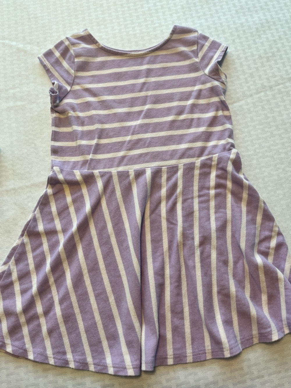 3T bundle of 4 dresses - Picture 2 of 5